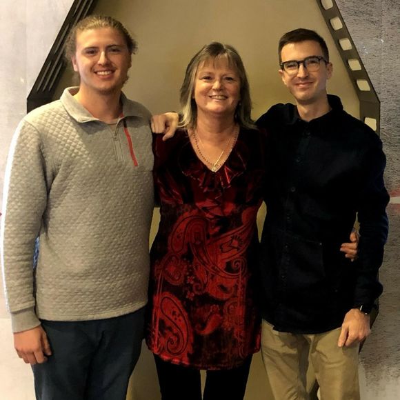 Meet your Posher, Sparkle - Picture 1 of 1